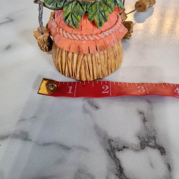 Scarecrow & Pumpkin Head Shelf Sitters 2 Piece Figurine Set - Picture 10 of 14